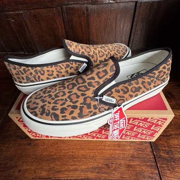 Vans Shoes - Vans suede cheetah slip on Brand New